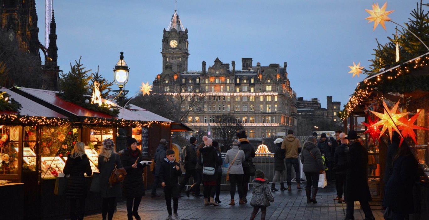 Edinburgh Christmas Market 2021 Princes Street Suites